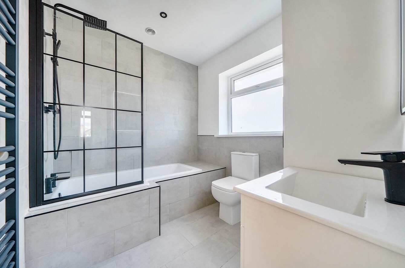 Pentyla Road, Cockett, Swansea, SA2 0YL